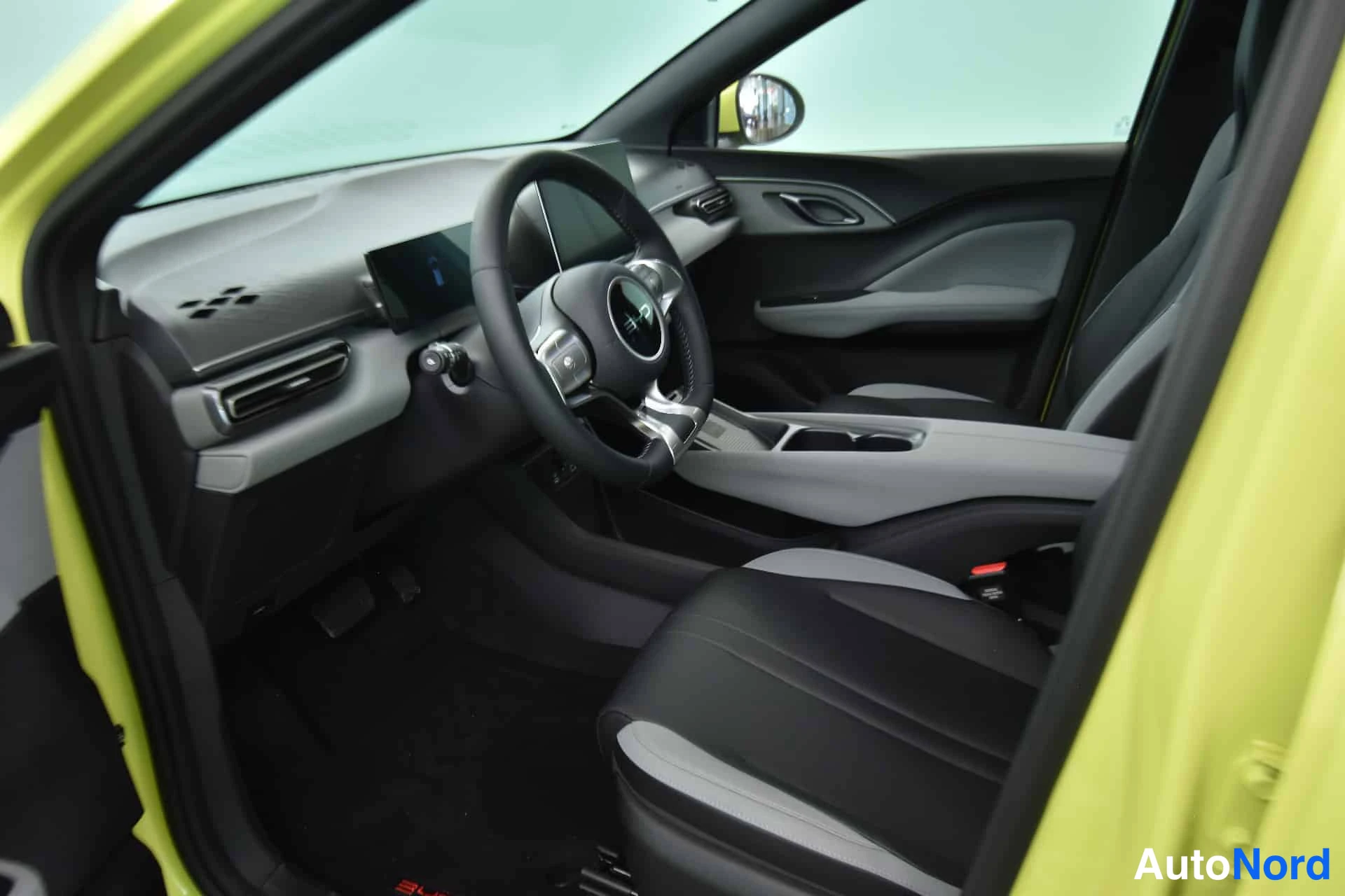 Vihreä BYD Dolphin Surf 2026, ohjaamo, kuva 18