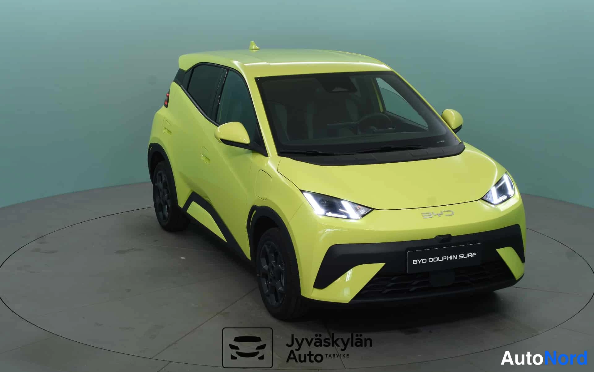 Vihreä BYD Dolphin Surf 2026, etuviisto, keula oikealle, kuva 3