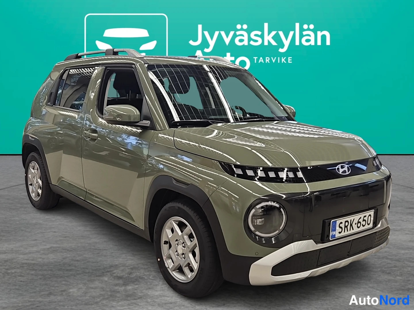 Vihreä Hyundai Inster 2026, etuviisto, keula oikealle, kuva 2