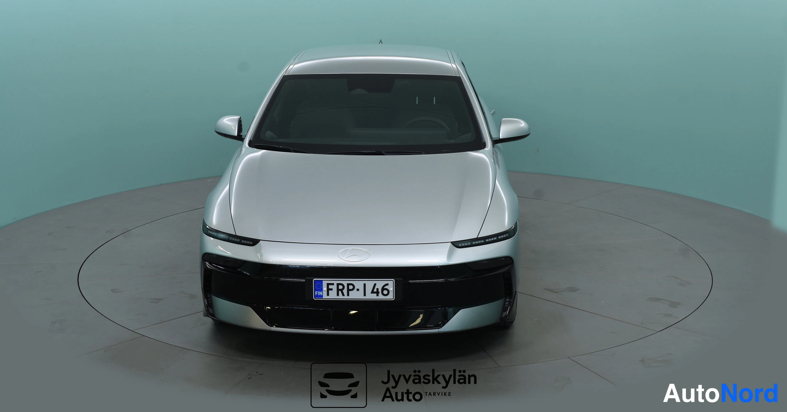 Harmaa Hyundai IONIQ 6 2026, edestä, kuva 7