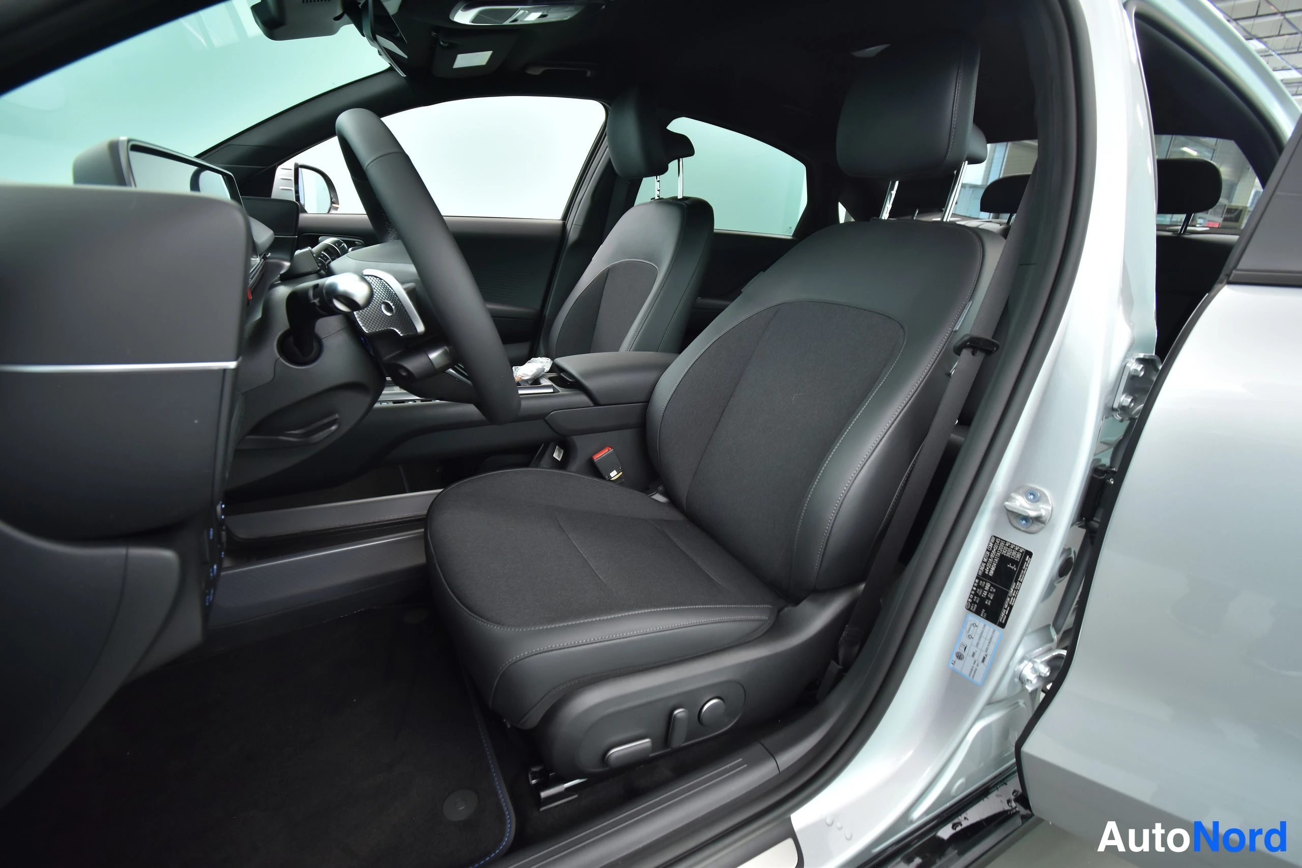 Harmaa Hyundai IONIQ 6 2026, etuistuimet, kuva 30