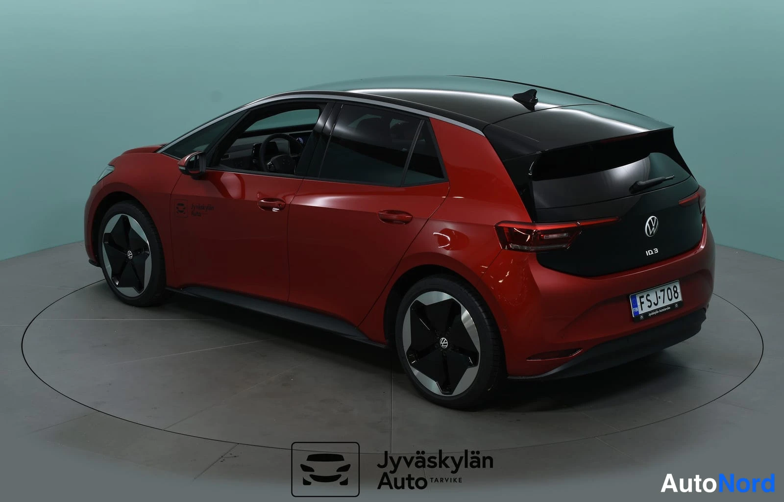 Punainen Volkswagen ID.3 2025, takaviisto, kuva 8