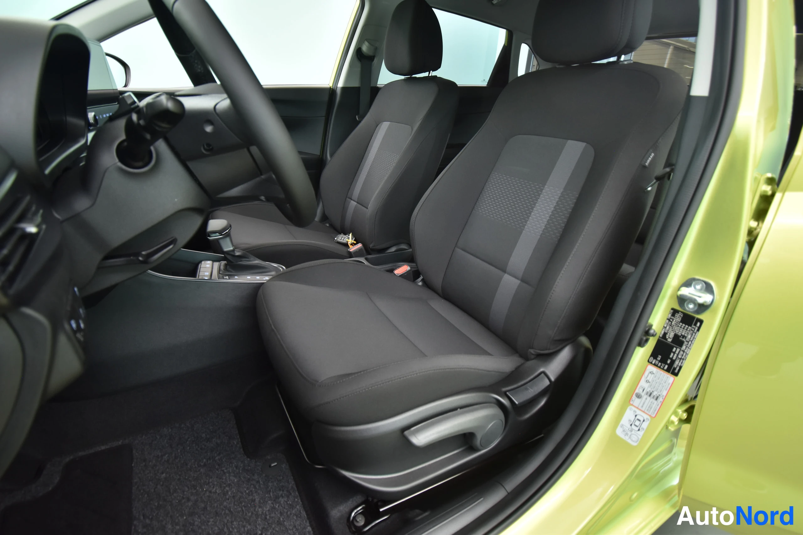 Yellow Hyundai i20 2026, front seats, photo 28