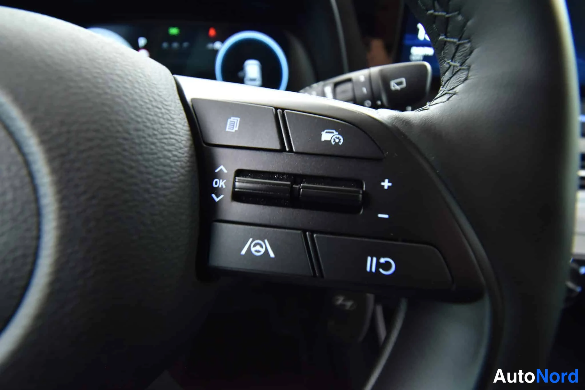 Yellow Hyundai i20 2026, detail, photo 35