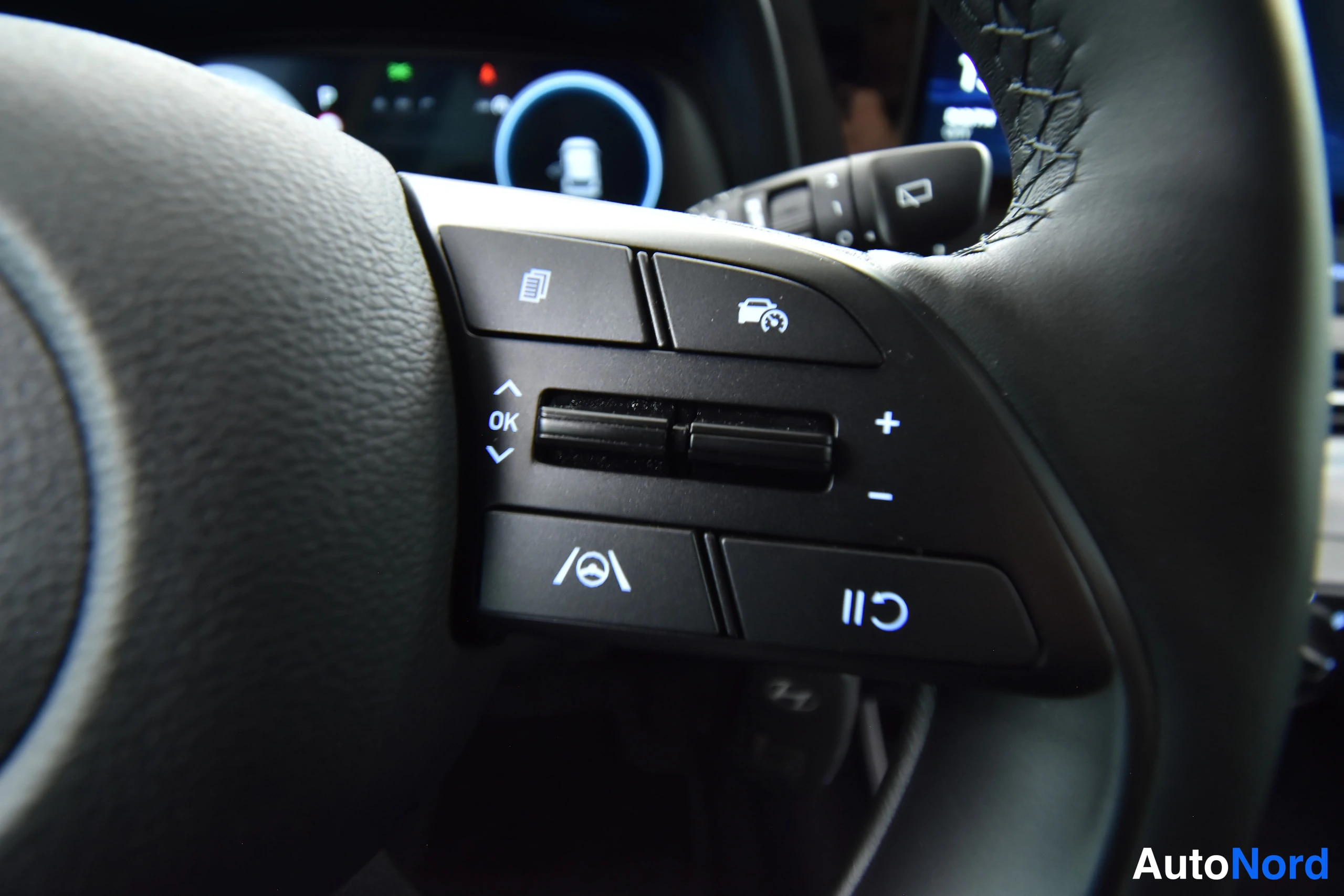 Yellow Hyundai i20 2026, detail, photo 36