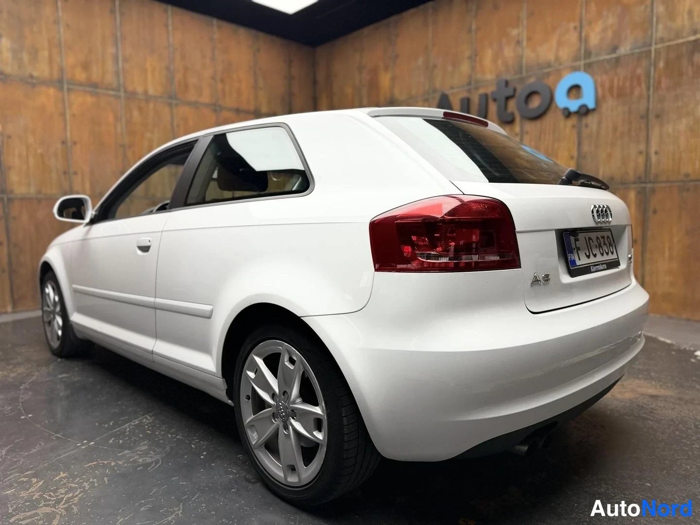 Valkoinen Audi A3 2008, takaviisto, kuva 11