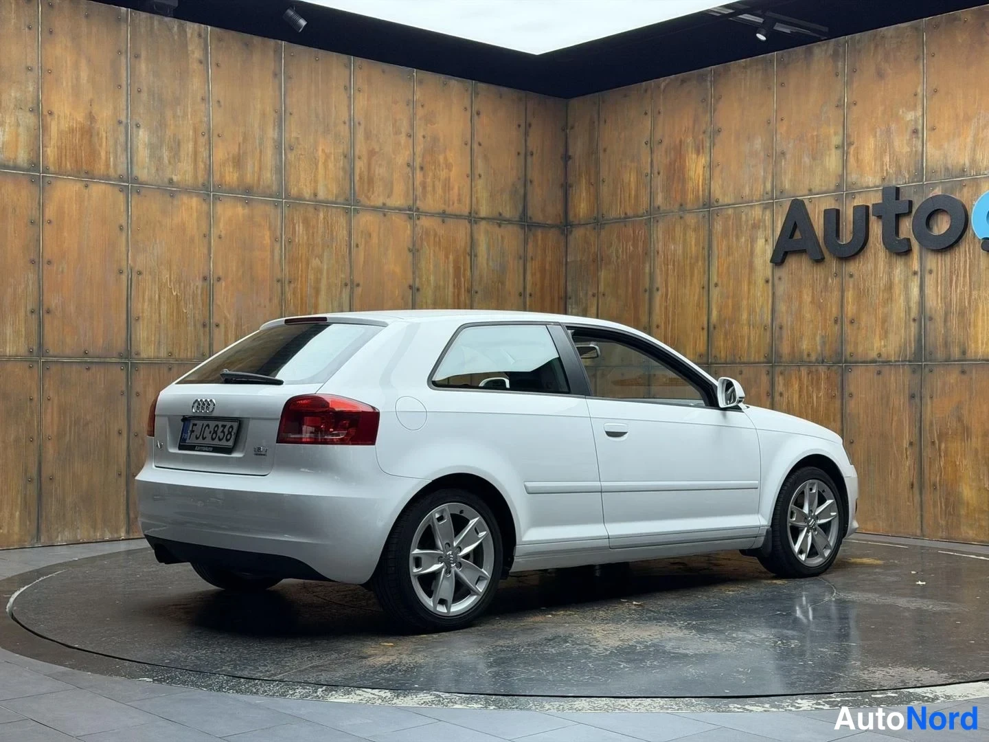 Valkoinen Audi A3 2008, takaviisto, kuva 10