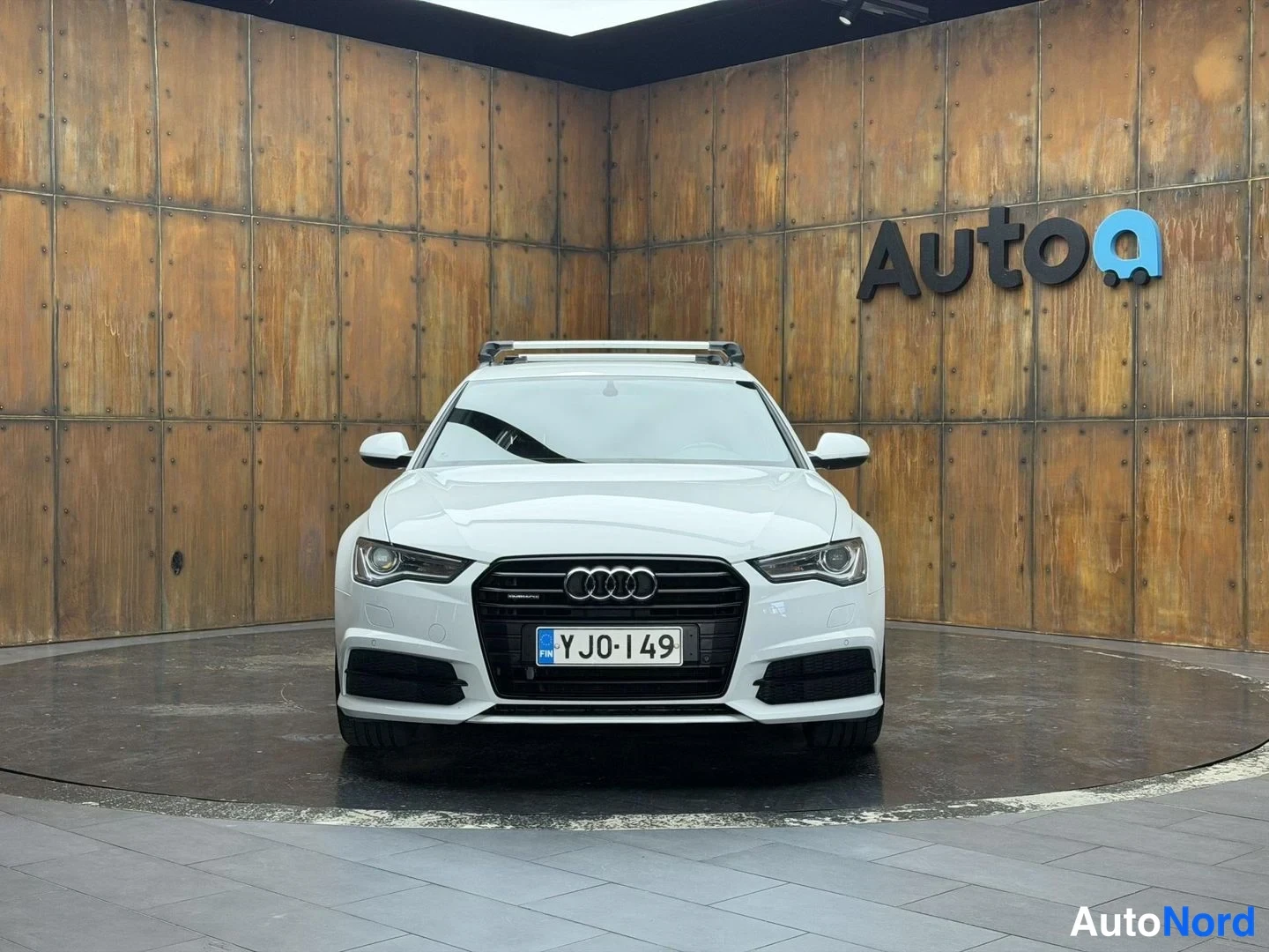 Valkoinen Audi A6 Avant 2016, edestä, kuva 8
