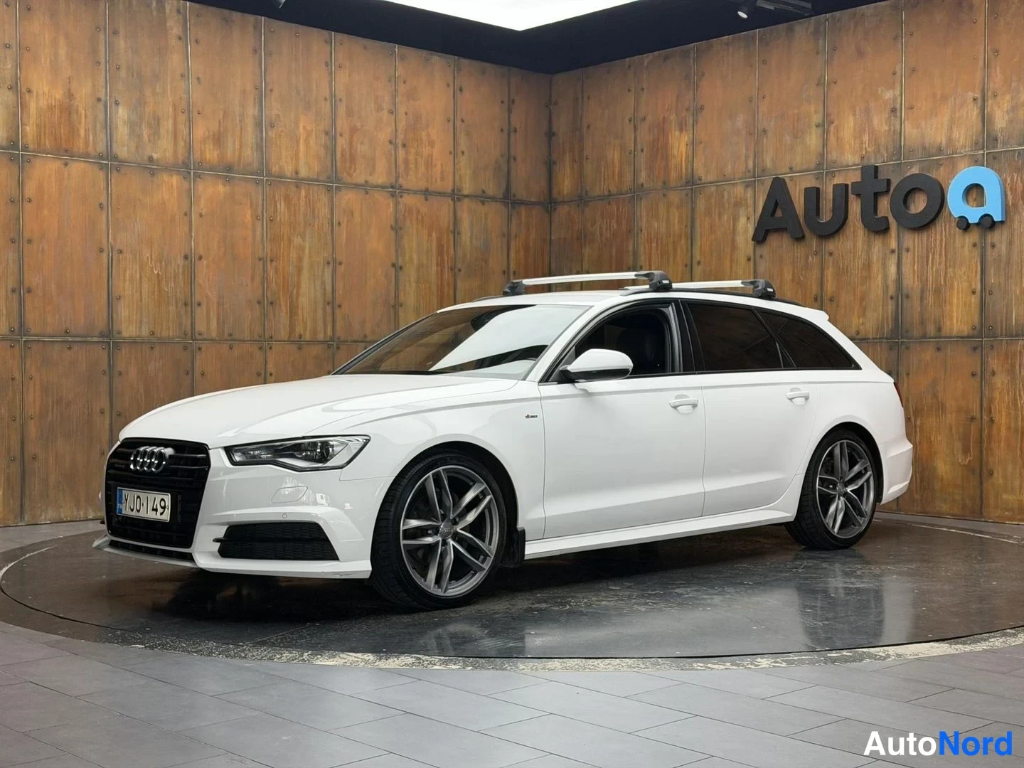 Valkoinen Audi A6 Avant 2016, takaviisto, kuva 12