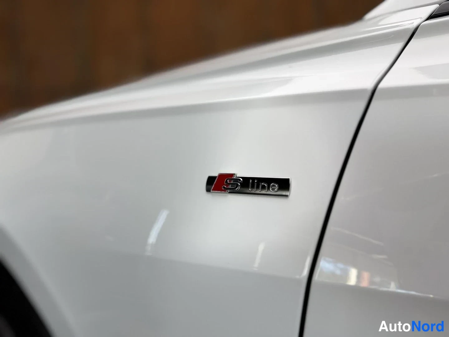 Valkoinen Audi A6 Avant 55 TFSI e 2020, yksityiskohta, kuva 25