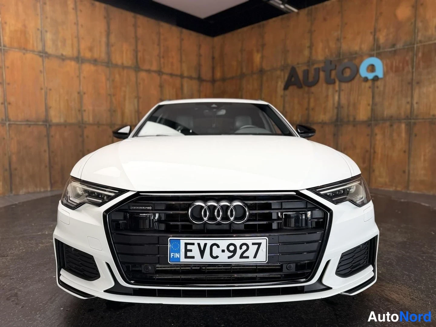 Valkoinen Audi A6 Avant 55 TFSI e 2020, edestä, kuva 8