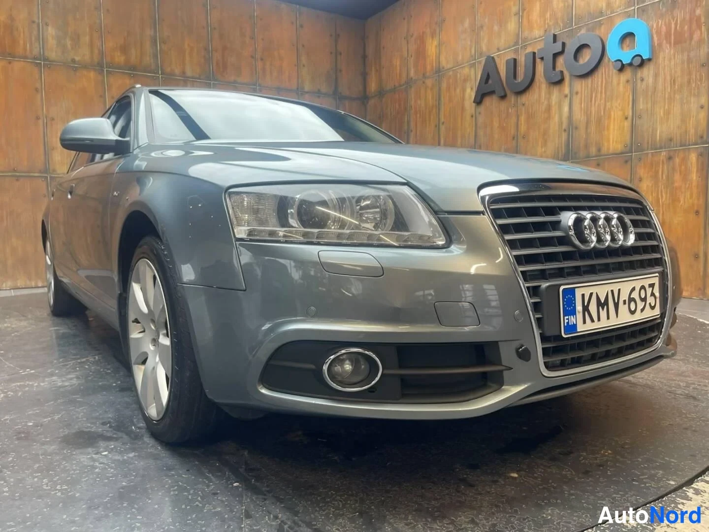 Harmaa Audi A6 2009, etuviisto, keula oikealle, kuva 5