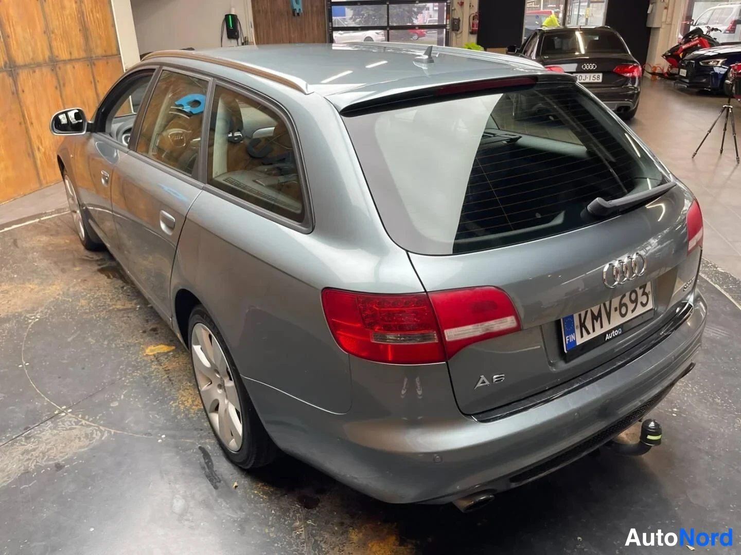 Harmaa Audi A6 2009, takaviisto, kuva 11