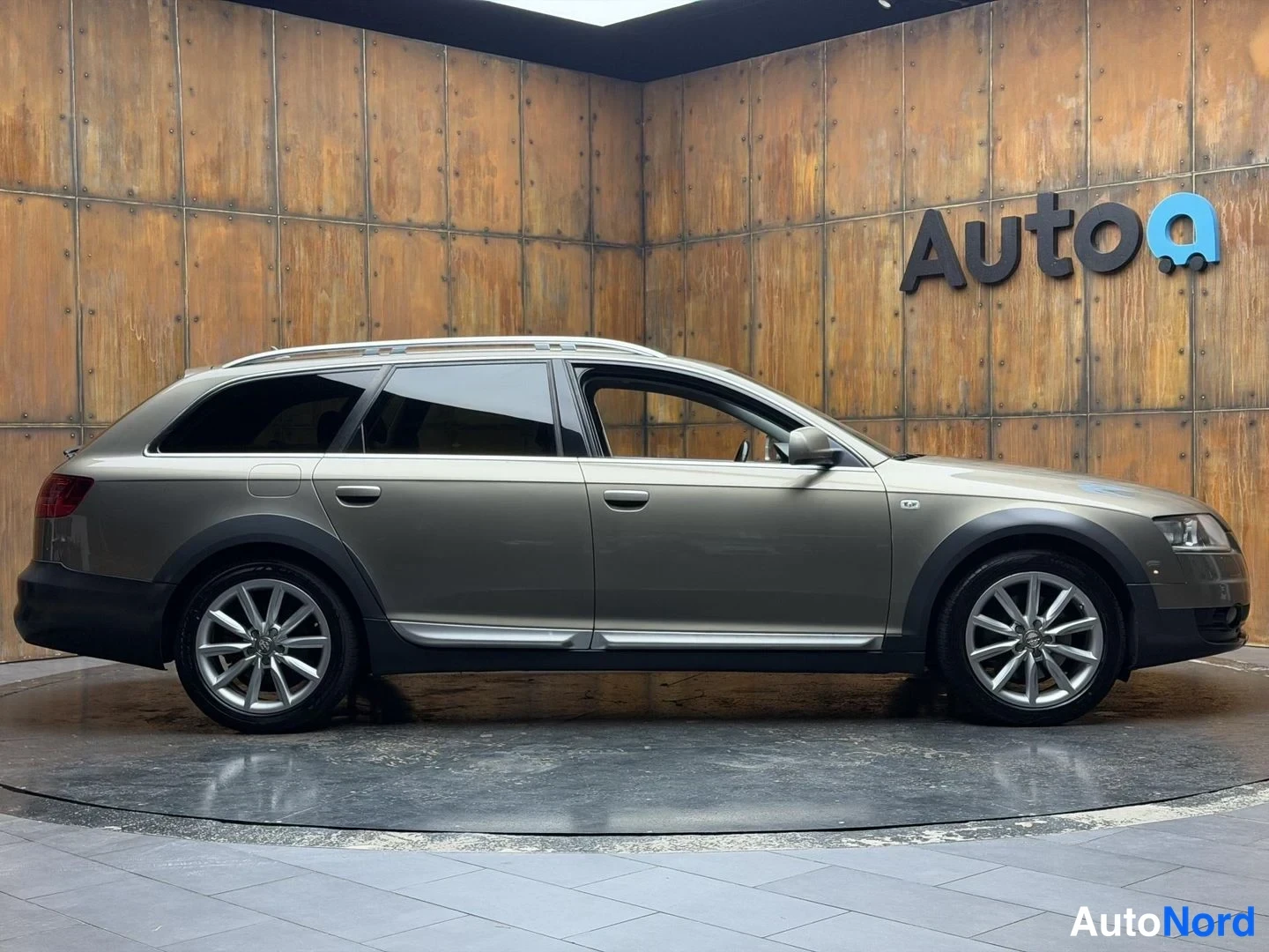 Beige Audi A6 allroad quattro 2007, sivulta, kuva 9