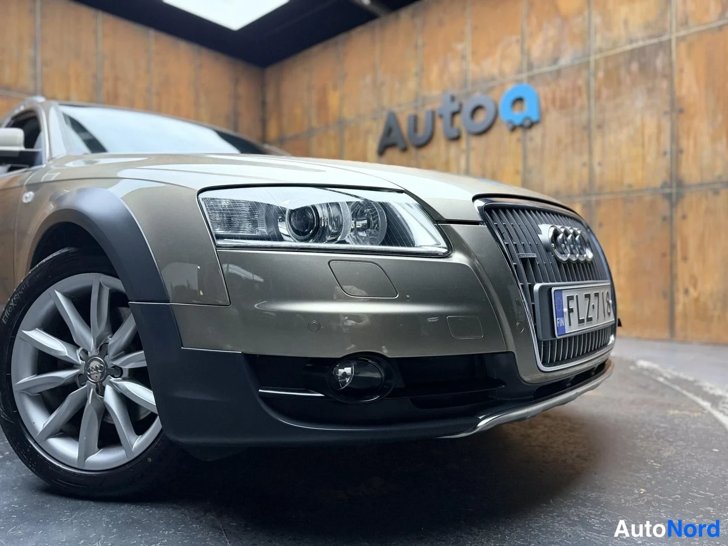 Beige Audi A6 allroad quattro 2007, edestä, kuva 7