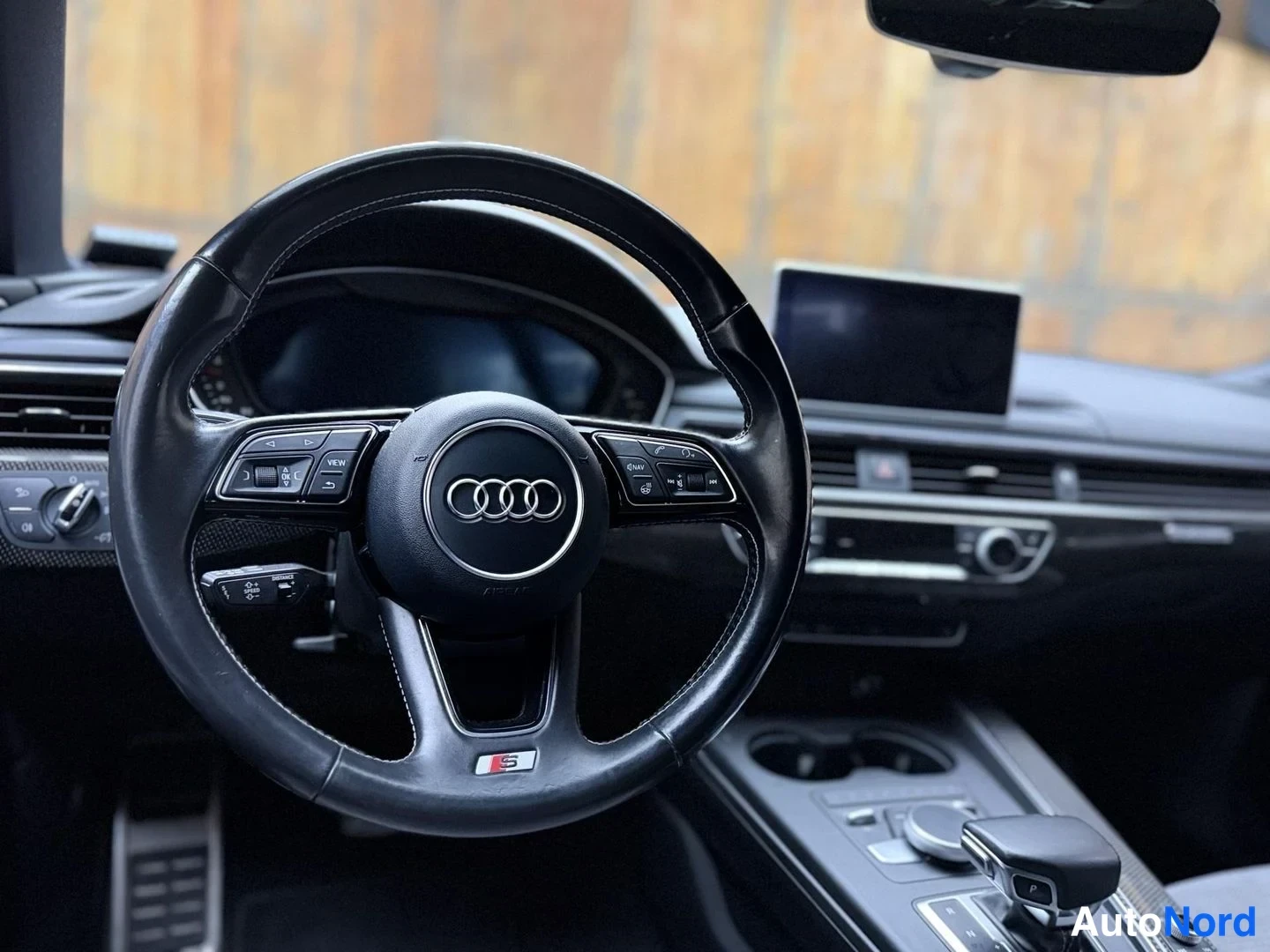 Sininen Audi S5 2016, yksityiskohta, kuva 25