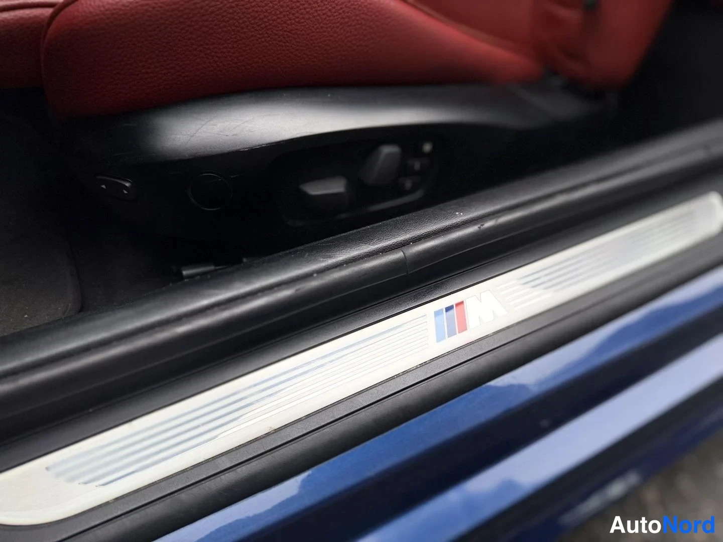 Sininen BMW 335i xDrive 2012, yksityiskohta, kuva 27