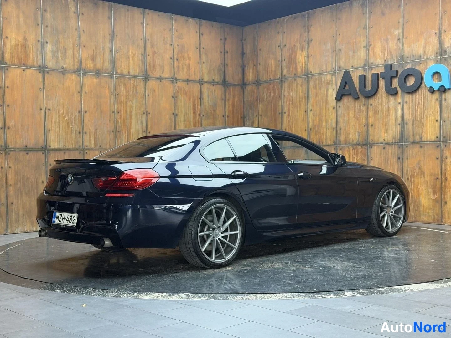 Sininen BMW 640d 2013, takaviisto, kuva 11