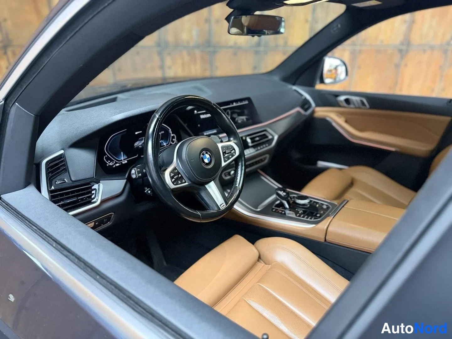 Harmaa BMW X5 xDrive45e 2021, ohjaamo, kuva 16