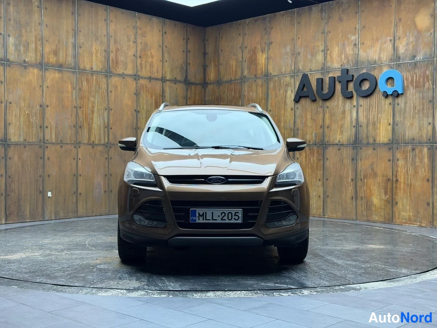 Kupari Ford Kuga 2014, edestä, kuva 7