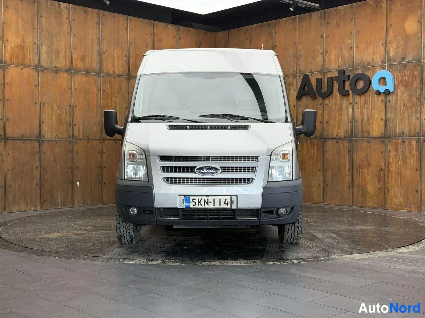 Harmaa Ford Transit 2012, edestä, kuva 4