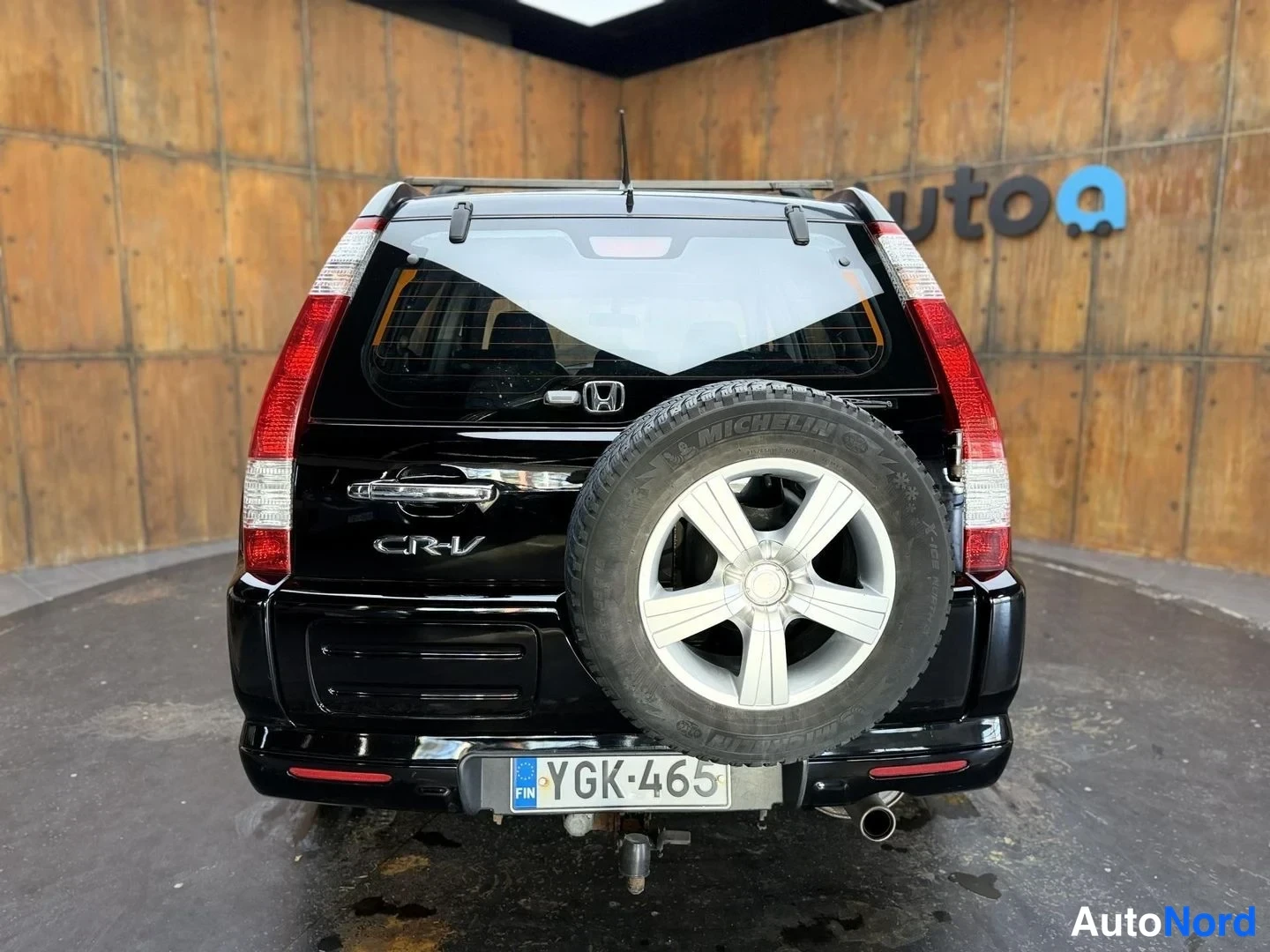 Musta Honda CR-V 2006, takaa, kuva 11