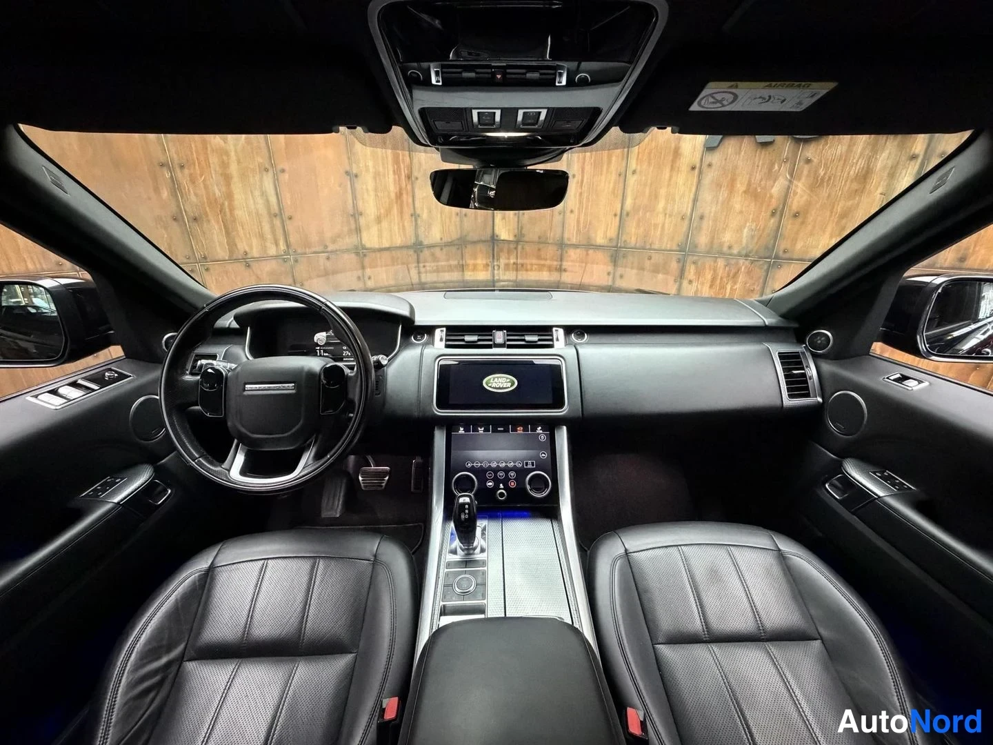 Musta Land Rover Range Rover Sport 2018, etuistuimet, kuva 24