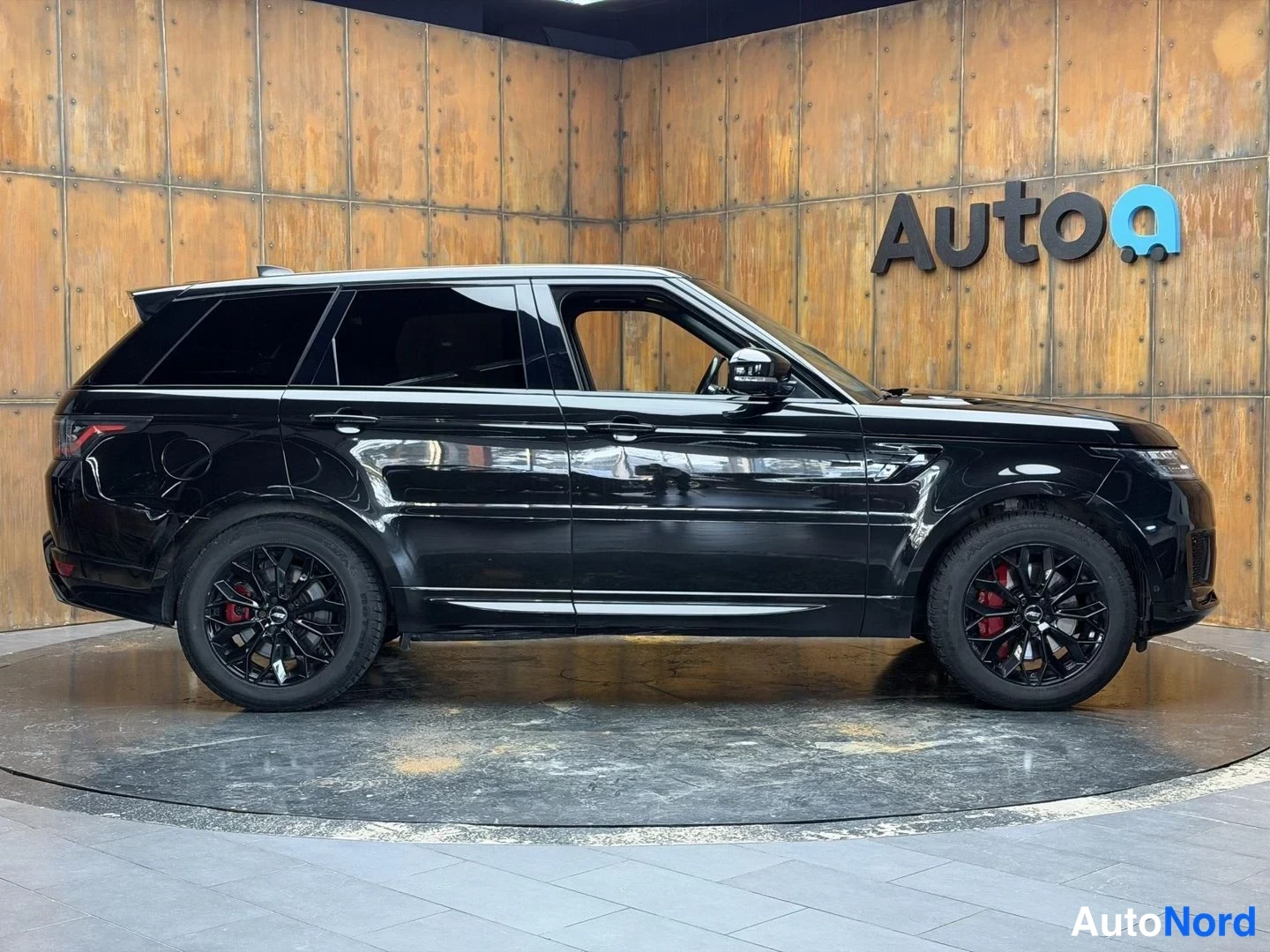 Musta Land Rover Range Rover Sport 2018, sivulta, kuva 13