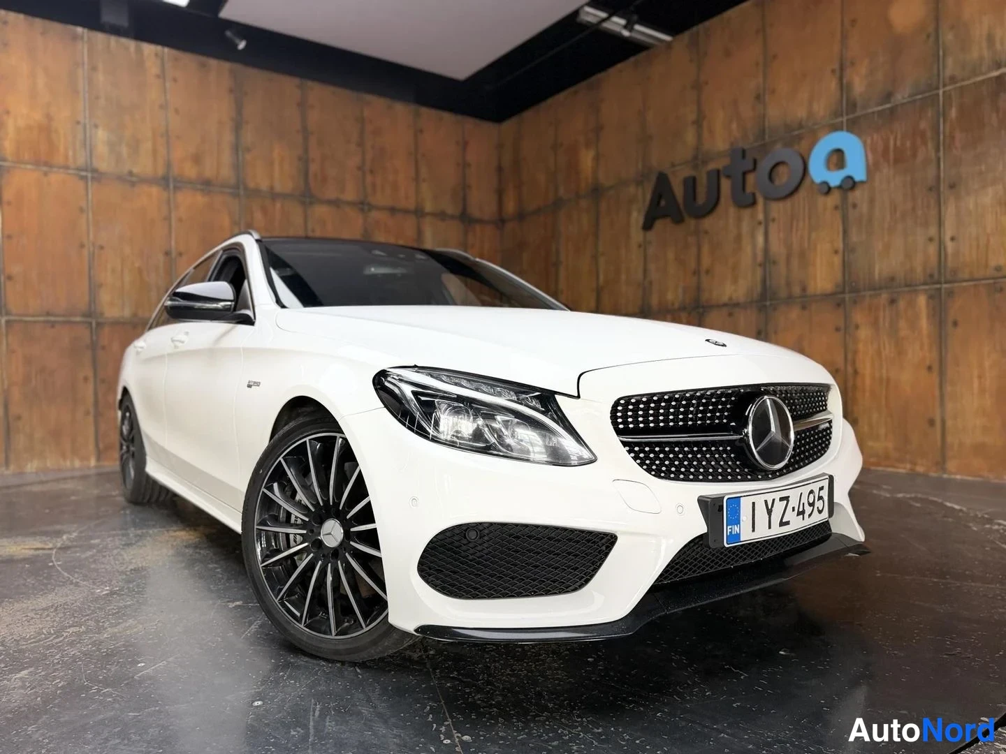 Valkoinen Mercedes-Benz C 43 AMG 2016, kuva 8