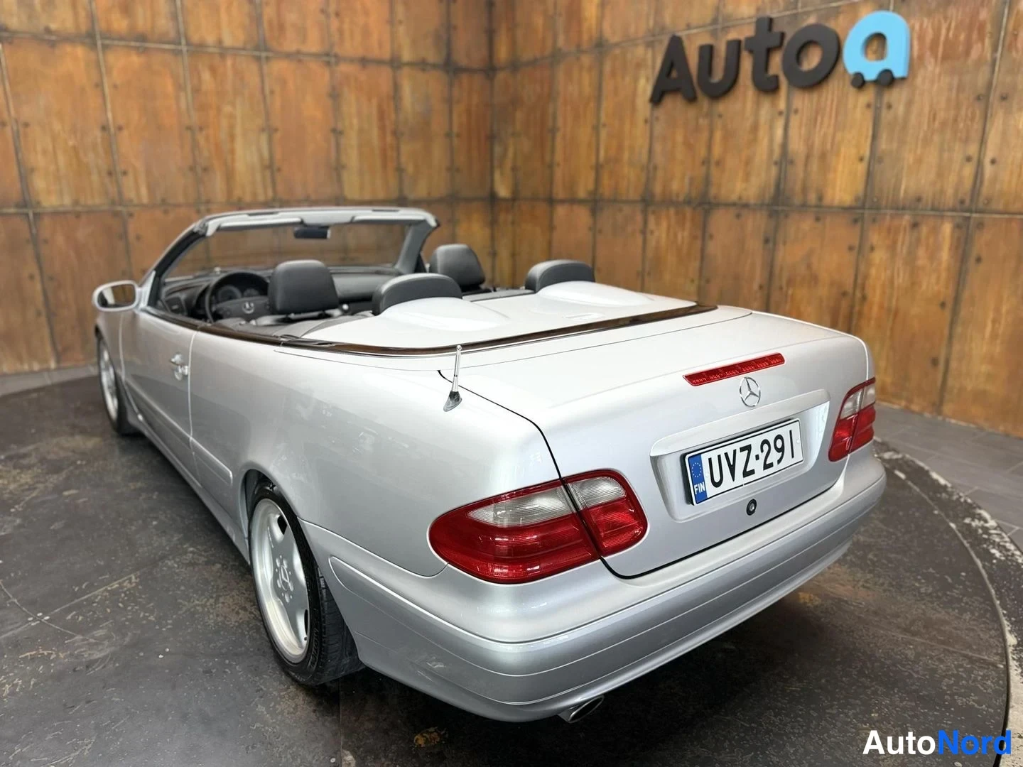 Harmaa Mercedes-Benz CLK 200 2001, takaviisto, kuva 19