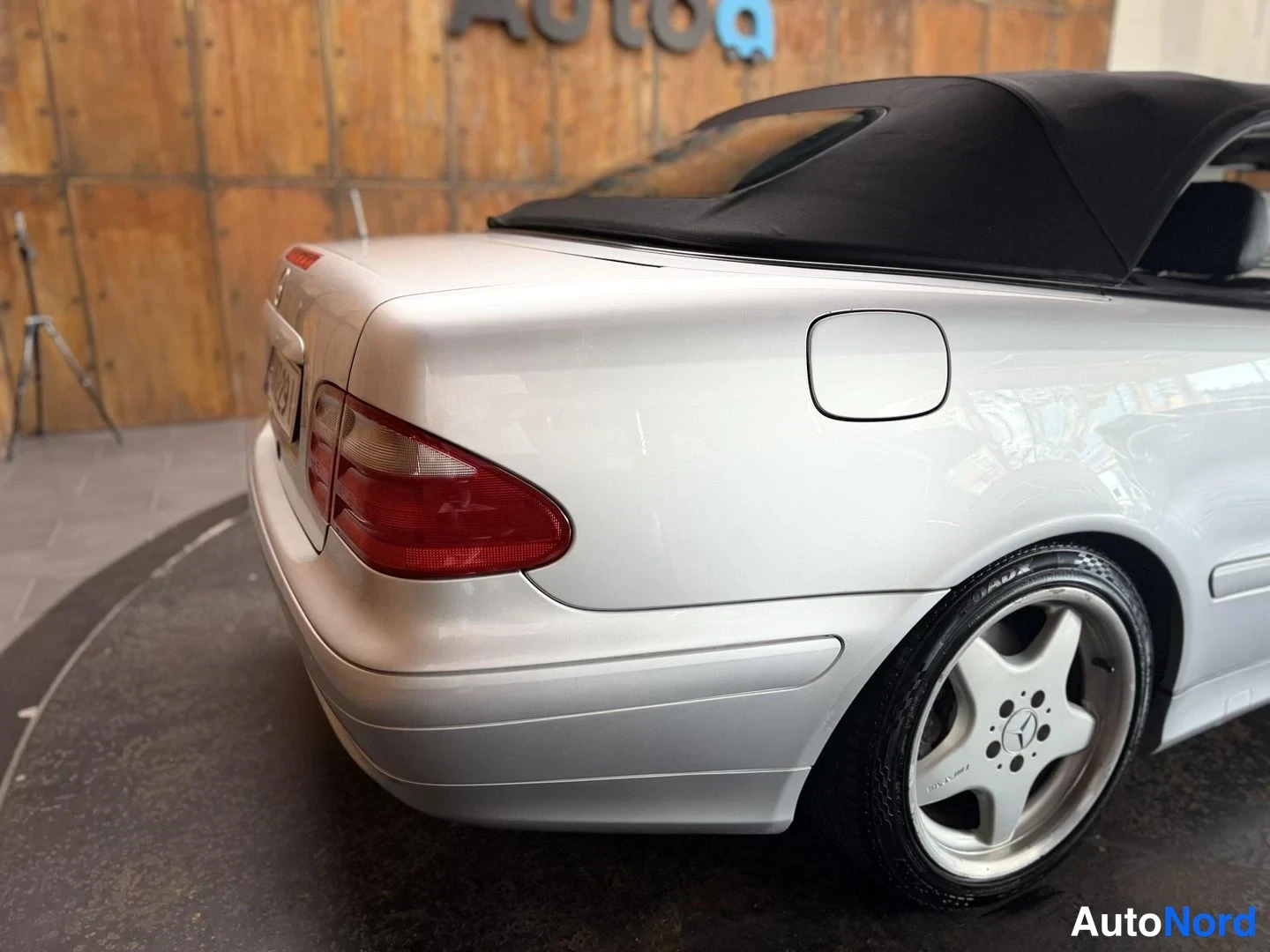 Harmaa Mercedes-Benz CLK 200 2001, takaviisto, kuva 20