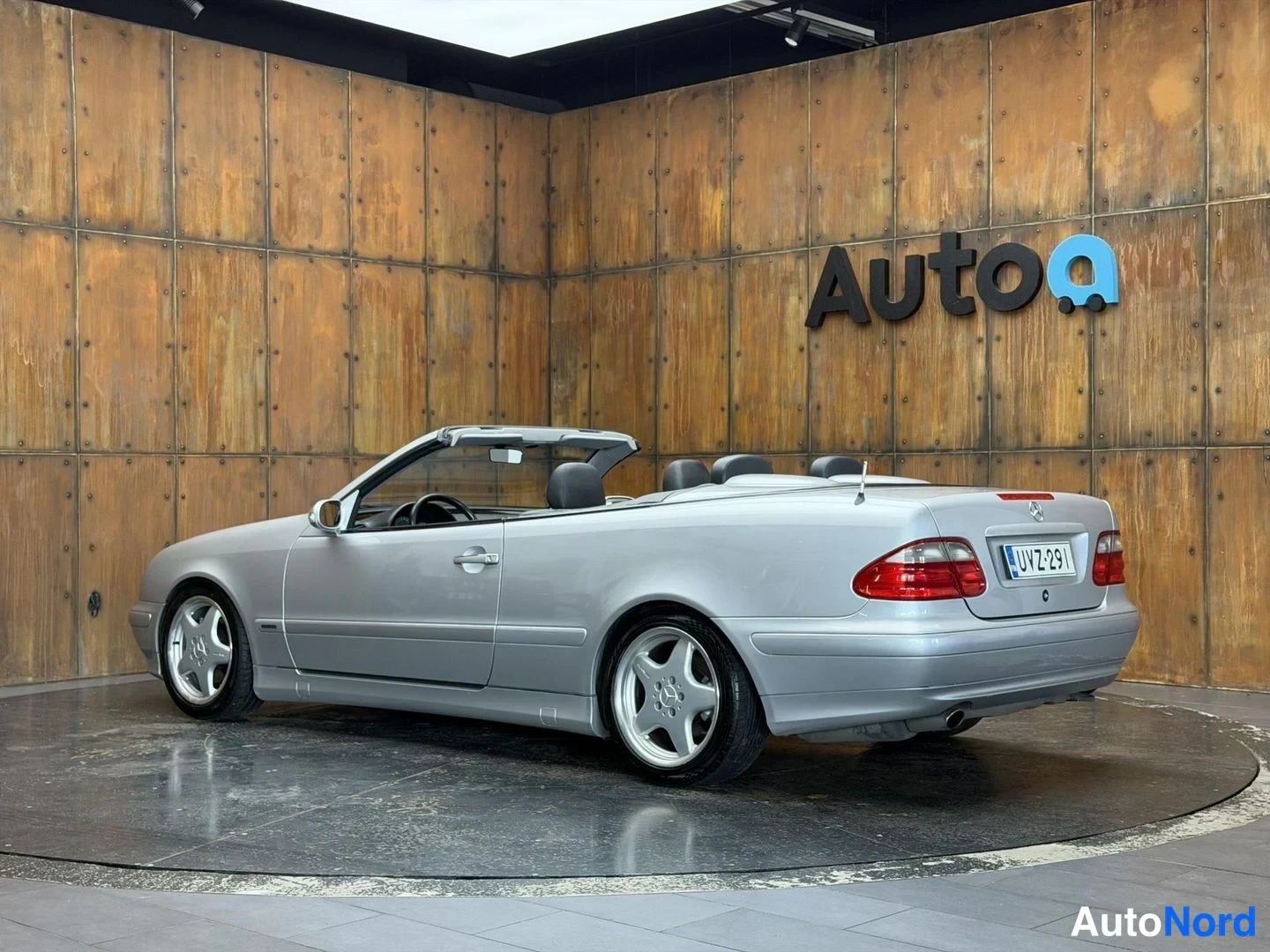 Harmaa Mercedes-Benz CLK 200 2001, takaviisto, kuva 14