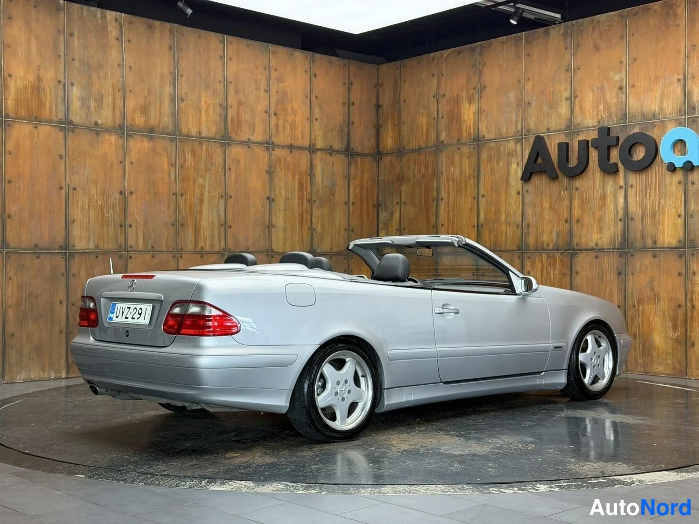 Harmaa Mercedes-Benz CLK 200 2001, takaviisto, kuva 15