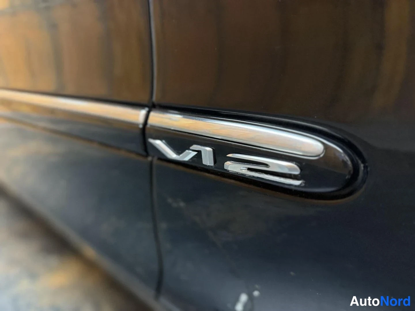 Musta Mercedes-Benz S 600 2004, yksityiskohta, kuva 38