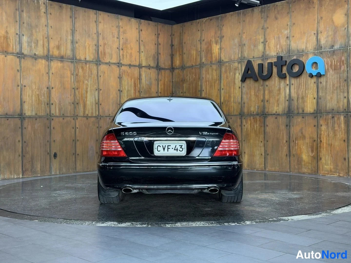 Musta Mercedes-Benz S 600 2004, takaa, kuva 16