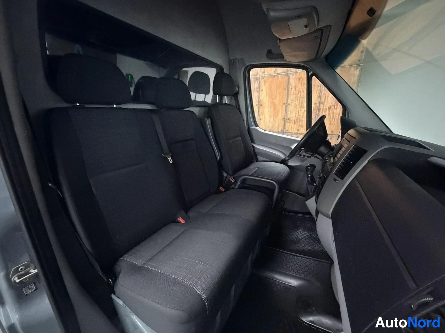 Harmaa Mercedes-Benz Sprinter 316 CDI 2017, etuistuimet, kuva 13