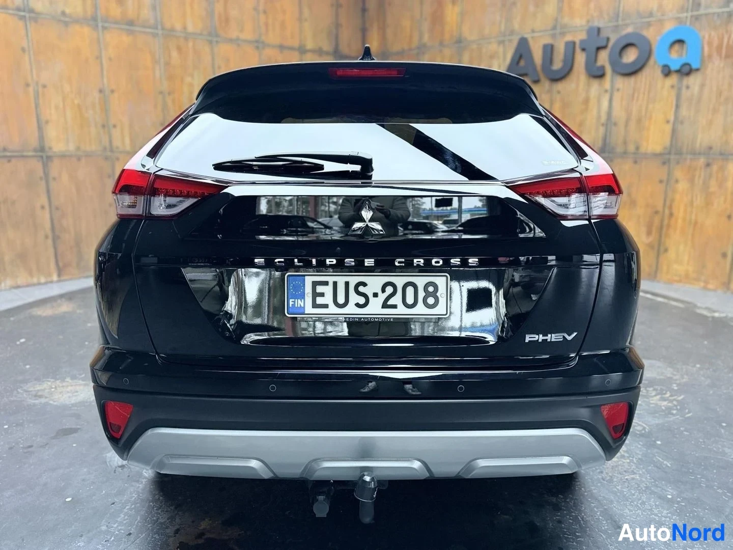 Musta Mitsubishi Eclipse Cross 2025, takaa, kuva 16