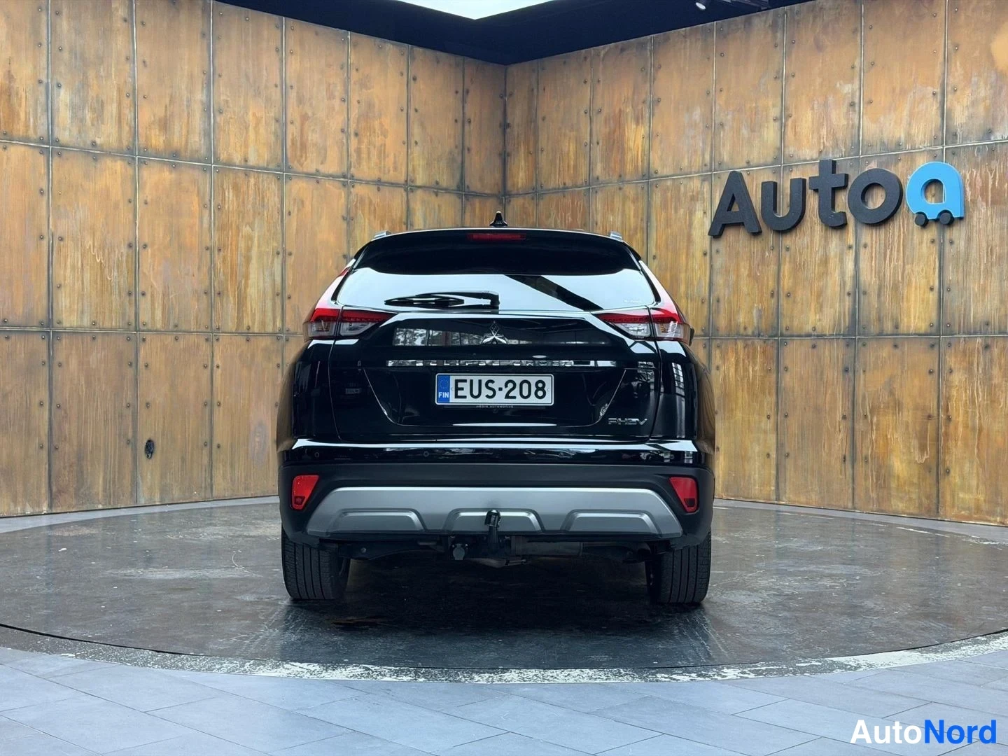 Musta Mitsubishi Eclipse Cross 2025, takaa, kuva 15
