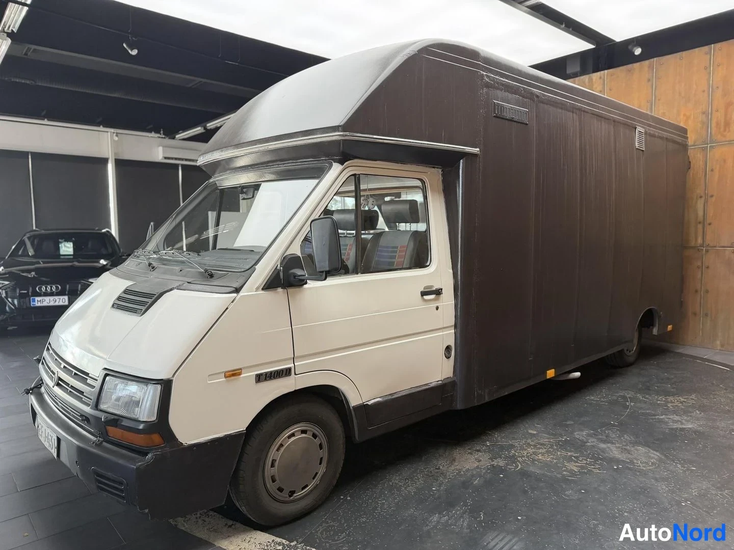 Renault Trafic T1400D-TBZ405-TEILHOL T17-FOURGON/420 Puolipitkä - Matala 1990