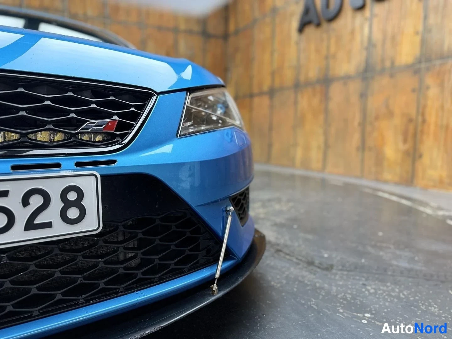 Sininen Seat Leon SC 2015, yksityiskohta, kuva 23