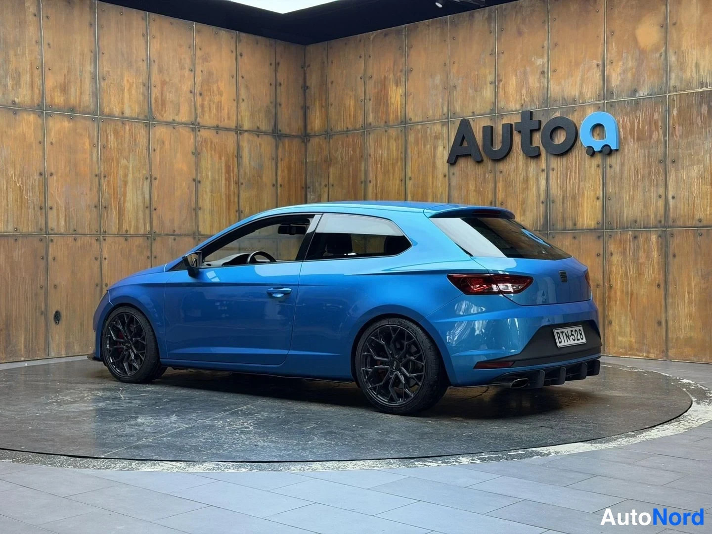 Sininen Seat Leon SC 2015, takaviisto, kuva 11