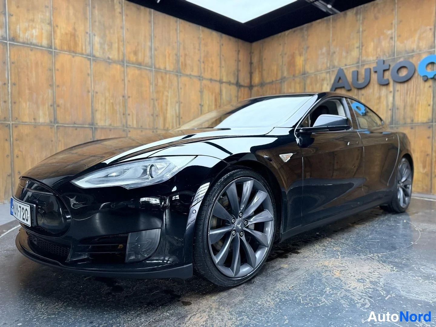 Tesla Model S 70 D 2016