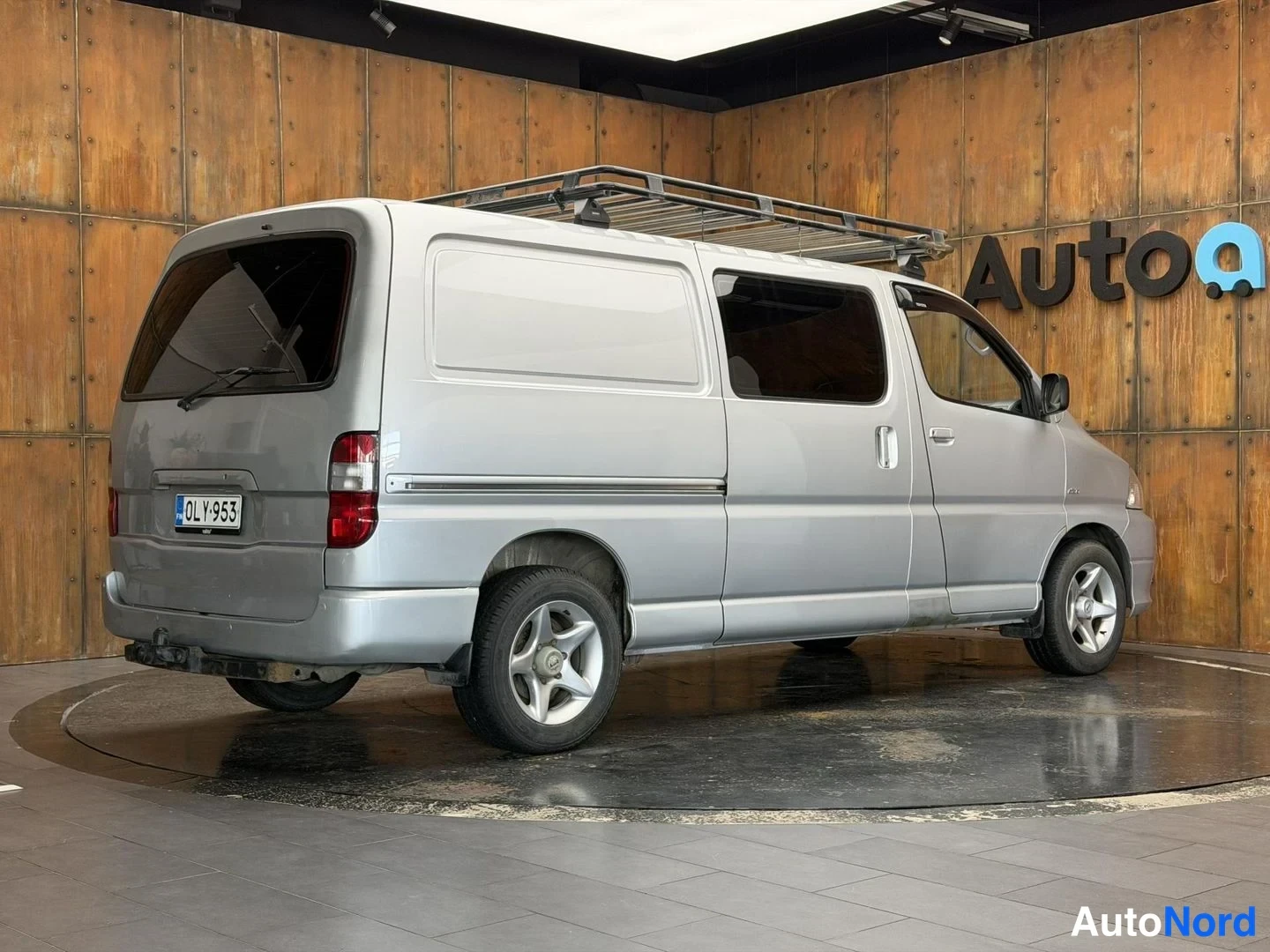 Hopea Toyota Hiace 2007, takaviisto, kuva 13