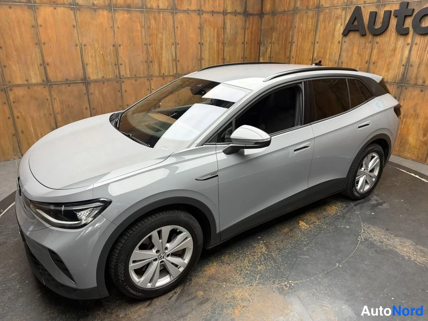 Harmaa Volkswagen ID.4 PRO 150 KW 2021, etuviisto, keula vasemmalle, kuva 3