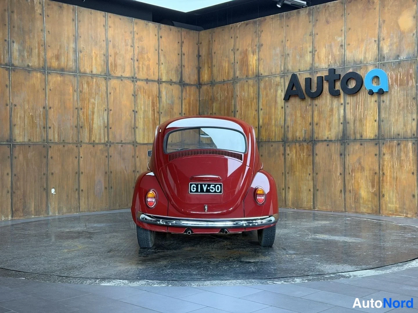 Punainen Volkswagen Kupla 1968, takaa, kuva 19