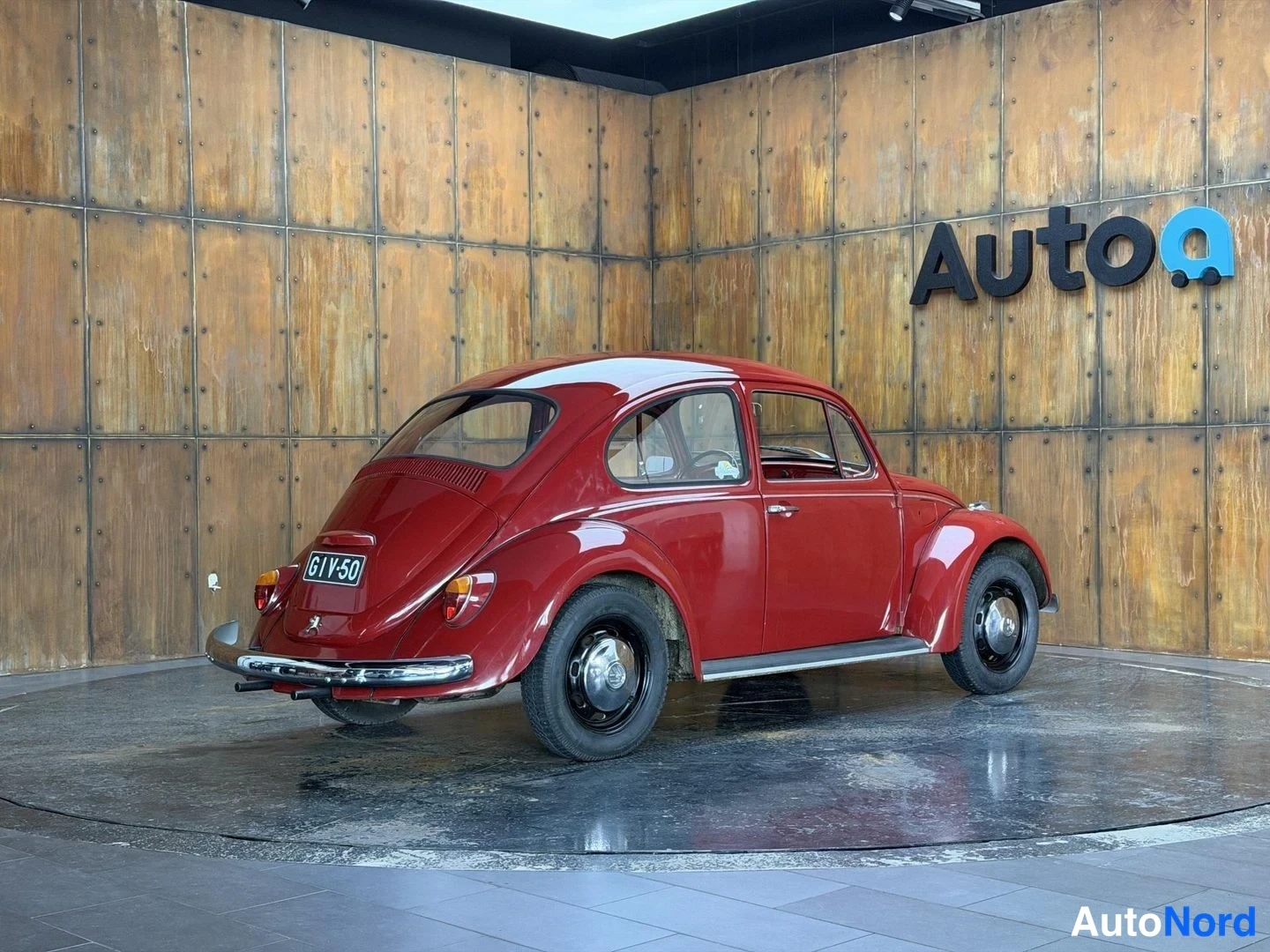 Punainen Volkswagen Kupla 1968, takaviisto, kuva 14