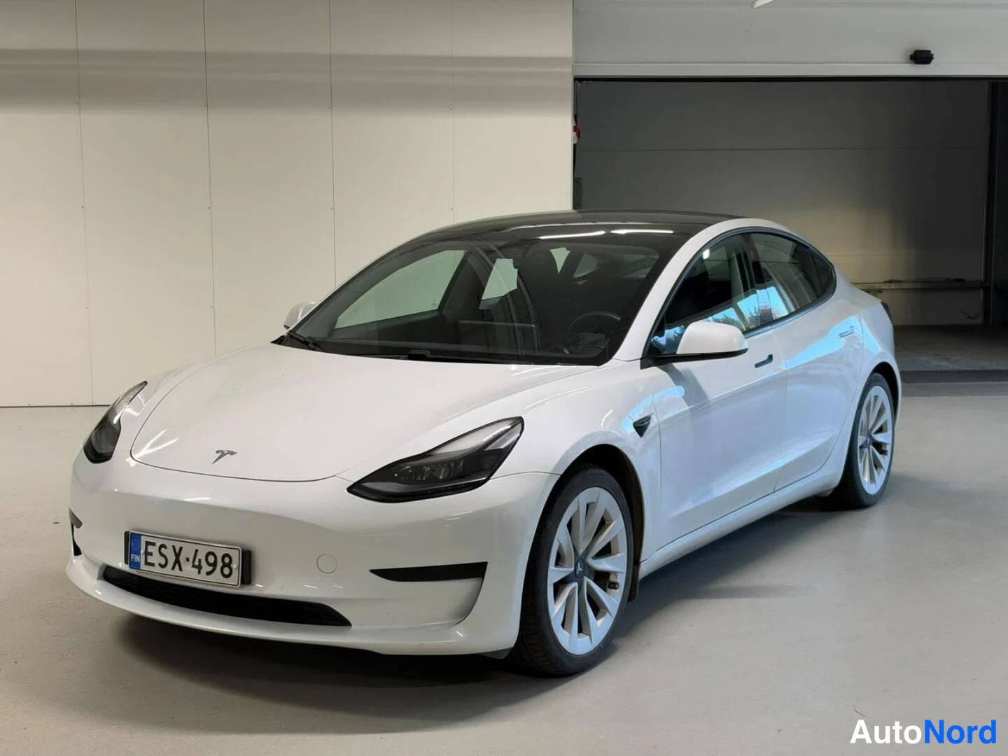 Tesla Model 3 Standard Range Plus 2021