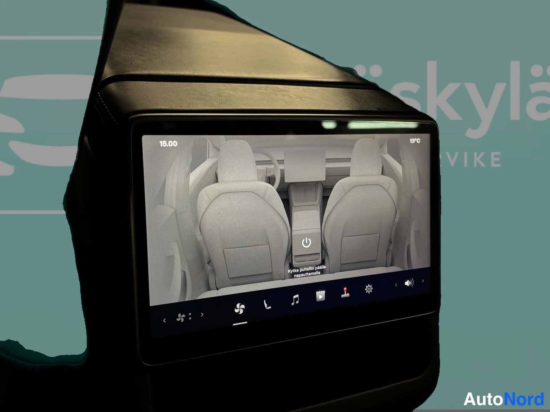 Harmaa Tesla Model 3 2024, yksityiskohta, kuva 20