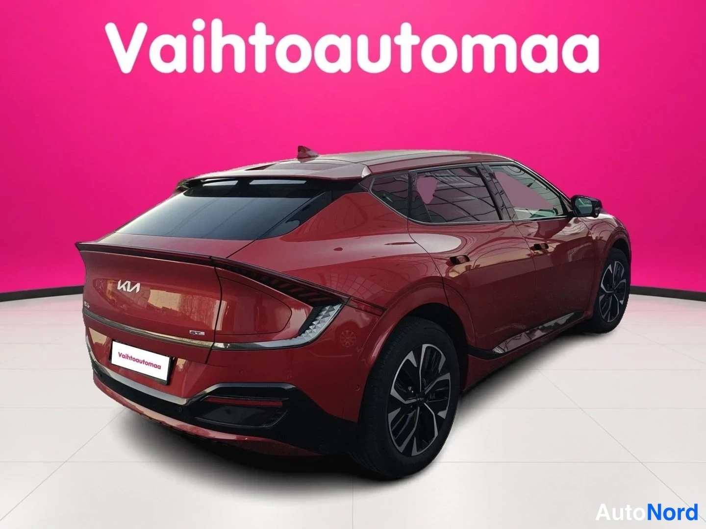 Punainen Kia EV6 GT 2023, takaviisto, kuva 3