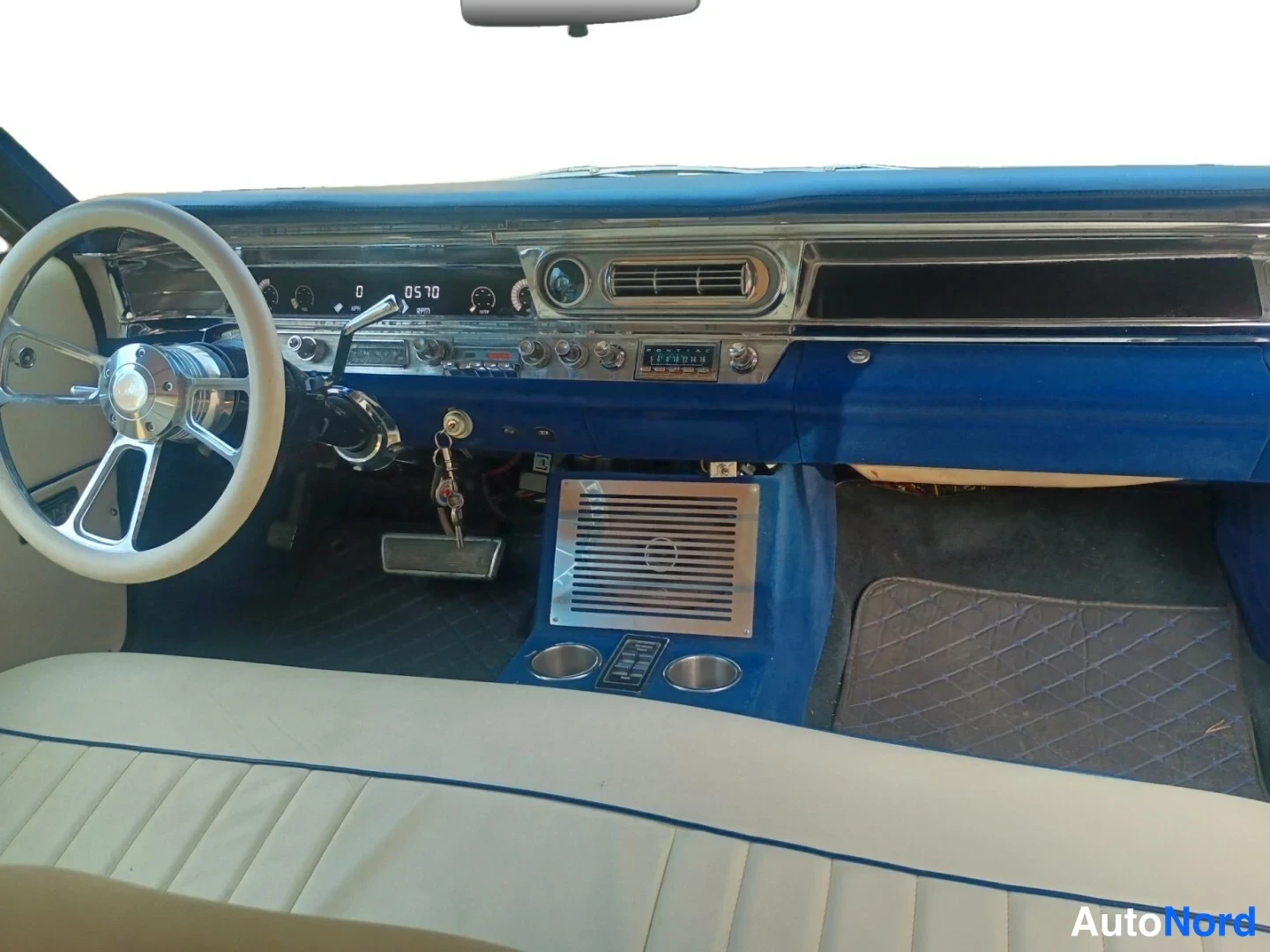 Blå Pontiac Catalina 1963, förarplats, bild 24